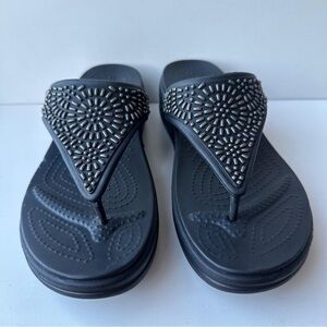 Crocs Women's Monterey Diamante Flip Flops Size 10 Black Platform Sandals Thongs